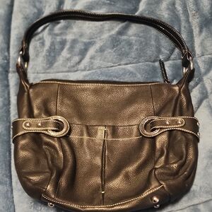 Elegant Black Leather Mia Battina Shoulder Bag